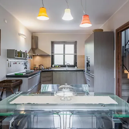 Siliqua House With Garden By Wonderful Italy *